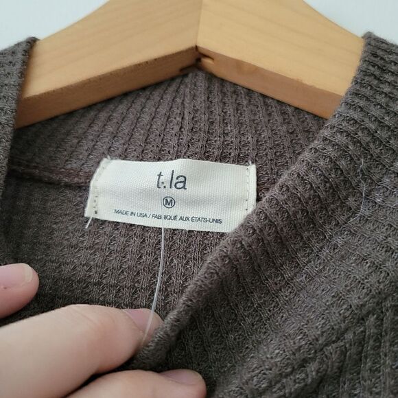 Anthropologie T.La Waffle/Thermal Flowy Top Moss NWT M - Picture 5 of 9